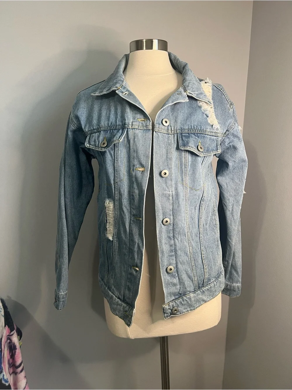Love Tree Size S Blue Distressed Long Sleeve Denim Jacket Hip Length